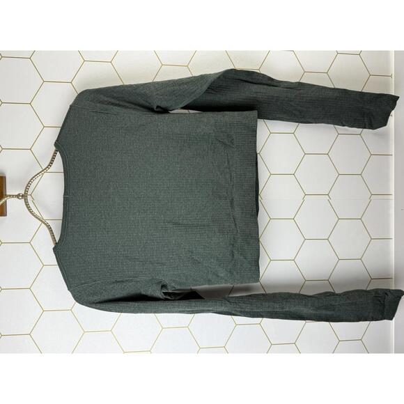 **SOLD** Lululemon Ebb to Street Long Sleeve Shirt - Size - 6 - Picture 5 of 7